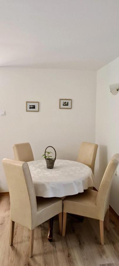 Apartment Mira Baška Esterno foto