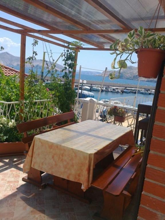 Apartment Mira Baška Esterno foto